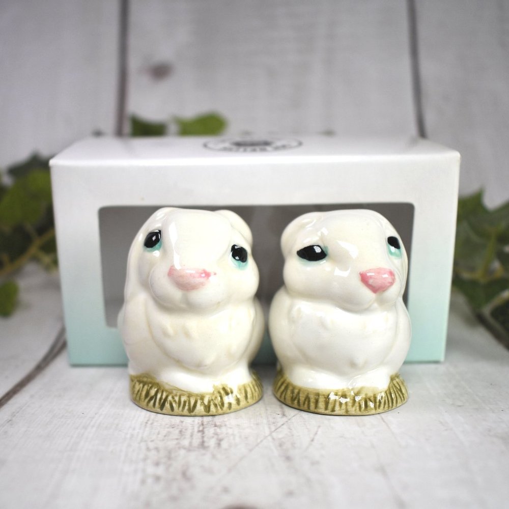 Harmony Ball Pot Bellys Bunny Rabbit Salt and Pepper Shakers - Easter Decor